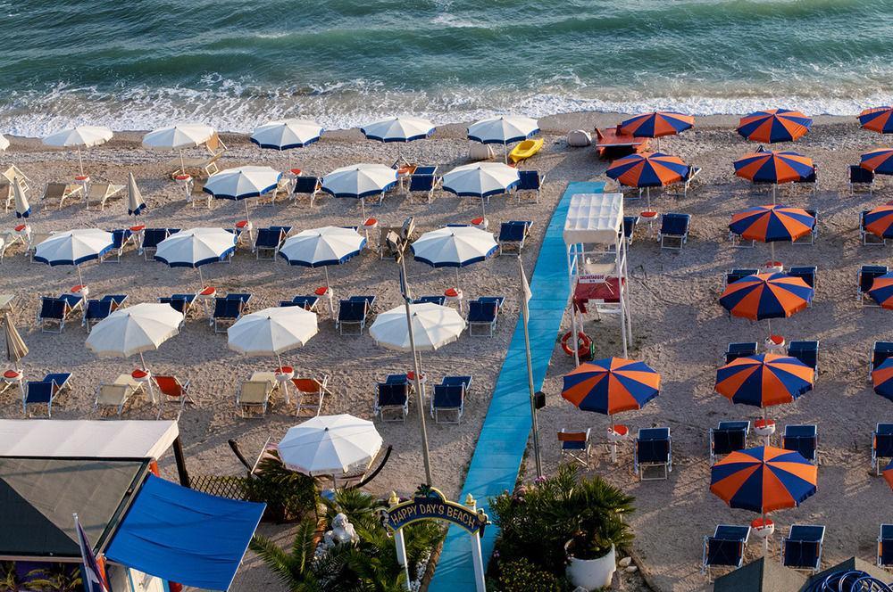 Hotel Ambassador Marotta Bagian luar foto